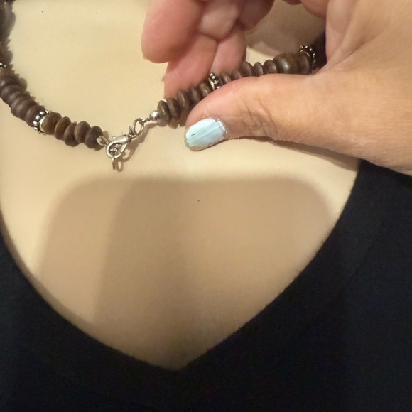 Elegant Brown Beaded Necklace and Earring Set - Picture 5 of 5